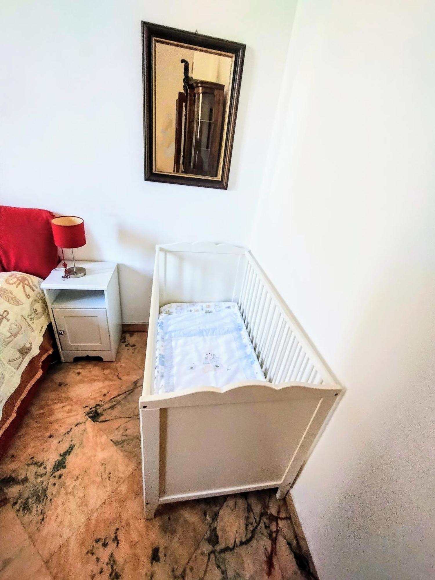 Gabry's Three-bedroom Big Near Center & Train Station To Pisa And Florence & Ferries To Sardegna Corsica Apartment *