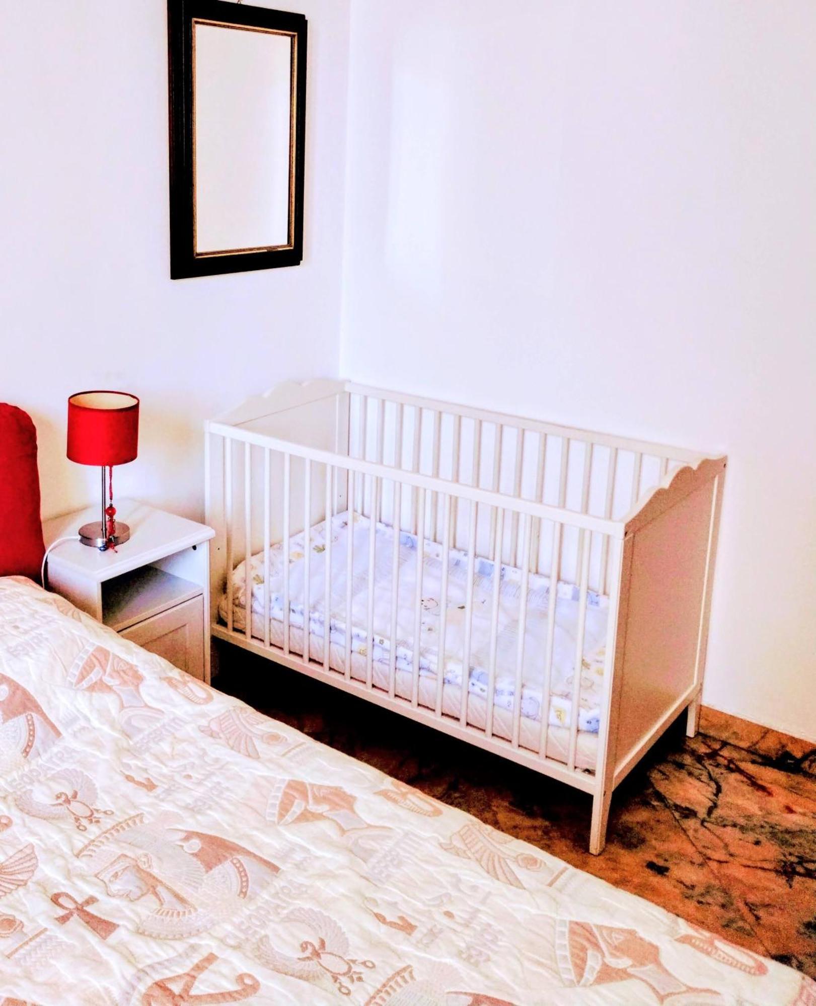Apartment Gabry's Three-bedroom Big Near Center & Train Station To Pisa And Florence & Ferries To Sardegna Corsica